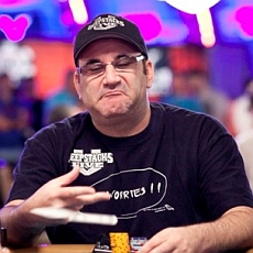 //cdn-origin.pokerstrategy.com/2012/11/27/Matusow.jpg