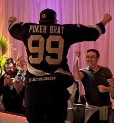 //cdn-origin.pokerstrategy.com/2012/12/18/Phil_Winner!_ft_2jwb.jpg