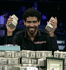 //cdn-origin.pokerstrategy.com/2013/05/14/David-Williams.jpg