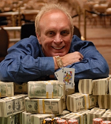 //cdn-origin.pokerstrategy.com/2013/05/14/ReeseDavidChip153.jpg