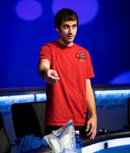 //cdn-origin.pokerstrategy.com/2013/05/15/images.jpg