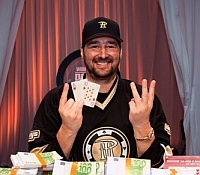 //cdn-origin.pokerstrategy.com/2013/05/22/Phil_Hellmuth-WSOPE.jpg