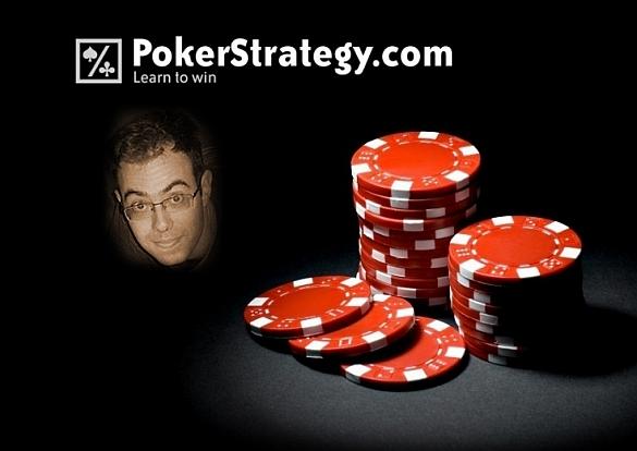 //cdn-origin.pokerstrategy.com/2013/06/06/desk.jpg