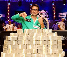 //cdn-origin.pokerstrategy.com/2013/06/25/antonio-esfandiari-big-one-18-million-cash-winner.jpg