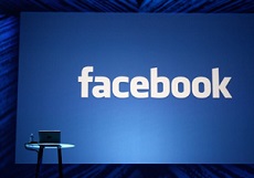 //cdn-origin.pokerstrategy.com/2013/08/22/facebook.jpg