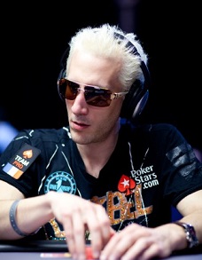 //cdn-origin.pokerstrategy.com/2013/08/28/elky-ps.jpg