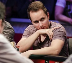 //cdn-origin.pokerstrategy.com/2013/10/10/62bcc23a10914502ab3e008764269f4d-a1d776e4c826b417370f6a706700fcc8.jpg