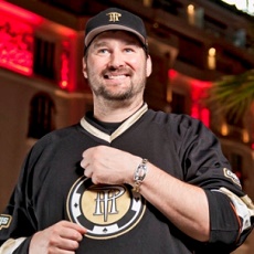 //cdn-origin.pokerstrategy.com/2013/11/26/philphillarge-4.jpg