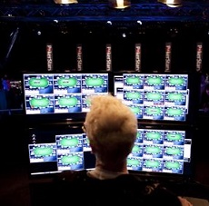 //cdn-origin.pokerstrategy.com/2014/03/17/1417.jpg
