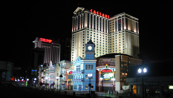 Caesars Caesars
