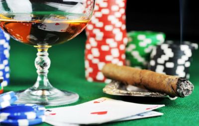 Poker fight man bites ear Poker fight man bites ear
