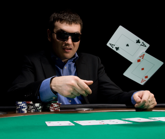 folding poker