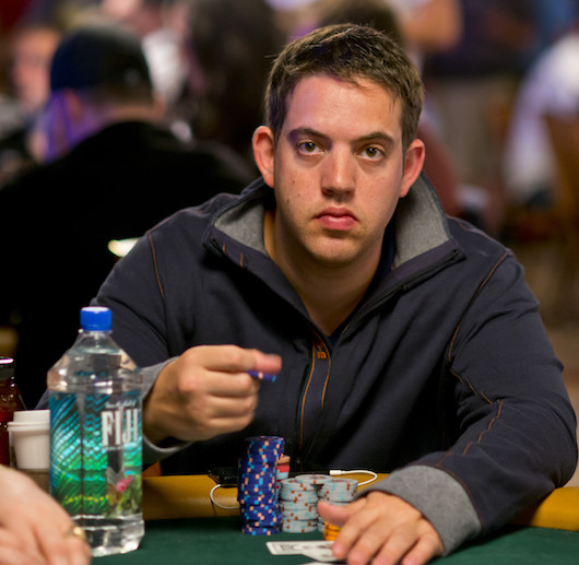 Luke Schwartz ha vinto il Sunday Million