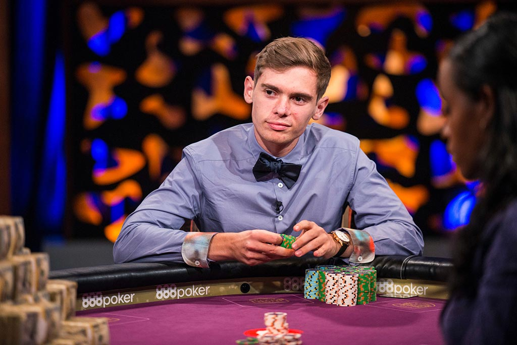 Fedor Holz playing poker