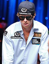 Antonio Esfandiari